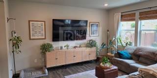 Check Out This Beautiful 4 Bedroom, 2.5 Bath Home! Check Out This Beautiful 4 Bedroom, 2.5 Bath Home! Gallery 7