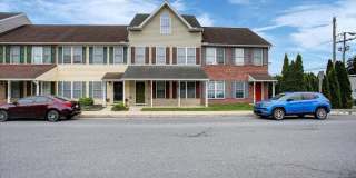 102 EARL Street S Gallery 1