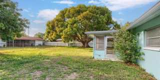 1248 LAZY LAKE ROAD W Gallery 17