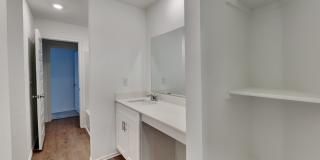 Beautiful Spacious 4 Bedroom Home in Mustang Schools! Gallery 12