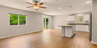 10110 Relic Oaks Gallery 13