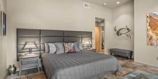 Exquisite Luxury Home Basking in Red Rock Mountains with Infrared Sauna + Fire Tables, Near Oak Creek Golf Course! Mystic Thyme Gallery 13