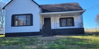 414 East Washington Avenue Gallery 1