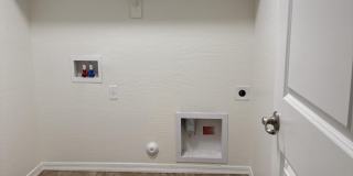 5623 S 27th Drive Gallery 10