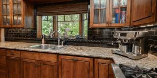 Beautiful Westside Craftsman | Prime Bend Location Gallery 7