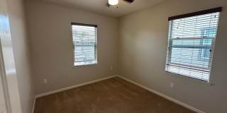 Beautiful 3 Bedroom, 2.5 Bath Mountain House Home Gallery 24