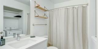 Rock Pointe Gallery 17