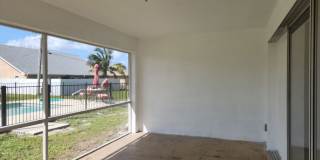 Duplex for rent with a pool Gallery 4