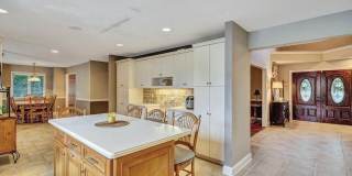 75 Poplar Avenue Gallery 4