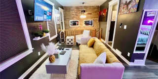 25 Whitney Place Gallery 11