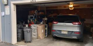 2 bed, 1 Bath, 900 sqft with washer/dryer hookups and 1 car garage Gallery 13