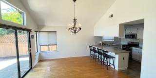 Bright and Clean home Great Central Location Bright and Clean home Great Central Location Gallery 3