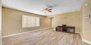 4 Bedroom in the desirable Woodcrest Community available for Immediate Move-In! Gallery 10