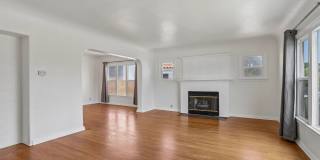 3Bd/2ba Home w/parking in Santa Monica Gallery 10