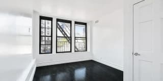 64 Delancey Street Gallery 8