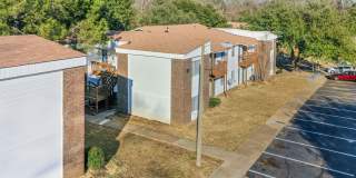 The Residences at Glen Oaks Gallery 20