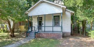 Single Family Home - Three Bedroom/Two Full Bathroom Gallery 1