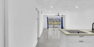 2451 SW 82nd Avenue Gallery 7