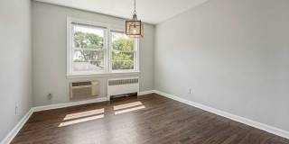 24 Hutton Avenue Gallery 4