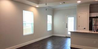 3BR / 2.5BA Home | Fenced Backyard, Garage & Stainless Appliances! Gallery 5