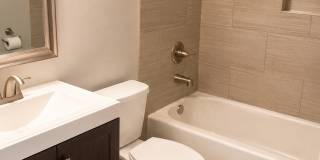 Recently renovated home in great neighborhood close to schools, parks, and shopping Gallery 14