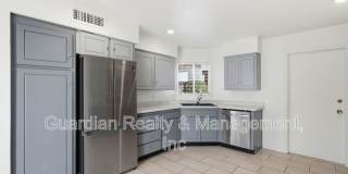 7238 E. Joshua Tree Ln. Gallery 16