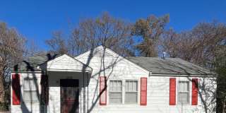Beautiful House in quite neighborhood Gallery 13