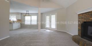 3 Bed | 2.5 Bath in Jenks! Gallery 7