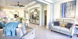 Seasonal Short-Term 2 Bedroom 2 Bathroom Single Family Home in Venetian Golf & River Club! Gallery 27