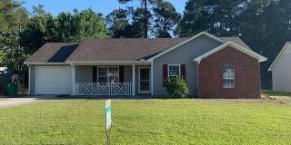 Three Bedroom Home w/ Garage Gallery 1