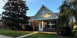 3BR/2BA Home Gallery 1