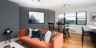 Rittenhouse Hill Gallery 22