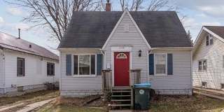 3 Bedroom House with Large 2 Stall Garage - Available Mid-December! Gallery 1