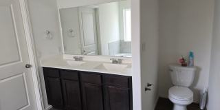 Single Story 4 Bed/2 Bath in Liberty Hill Gallery 11