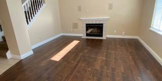 2 Primary Bedrooms - Close to Travis Air Base - with No Rear Neighbors! Gallery 12