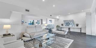 560 NW 116th Ter Gallery 1