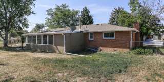 2408 Lake Drive Gallery 27