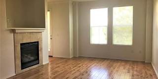 Charming 4 bedroom 4 bathroom in heart of East Lake! Gallery 6