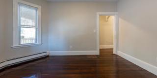 717 East 2nd Gallery 3