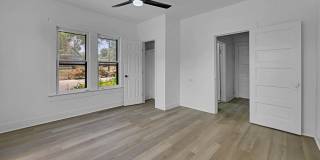 Spacious 3 Bed - 1 Bath House Near Downtown Spacious 3 Bed - 1 Bath House Near Downtown Gallery 20