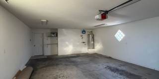 Unfurnished - Long term - Salt water Pool Gallery 20