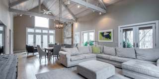 8 River Bend Lane Gallery 1