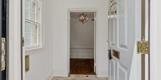 2318 Mimosa Pl Gallery 4