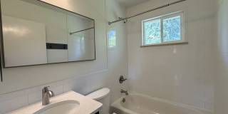 $500 OFF FIRST MONTH | Beautifully Renovated 3BR in Midtown Fort Collins Gallery 12