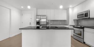Massive 2/Bdrm 2/bath With Sizable Outdoor Terrace ! A+ Location & Amenities Gallery 14