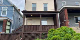 Charming and Updated 3BR Home For Rent in Pittsburgh's Elliot Neighborhood Gallery 1