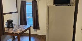 412 West Saginaw Street - 3 Gallery 15