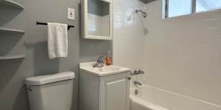 Charming West Lancaster Duplex Gallery 16
