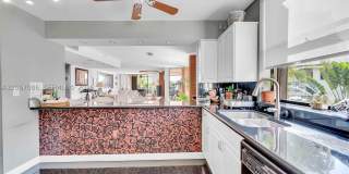 1700 S Bayshore Ln Gallery 17