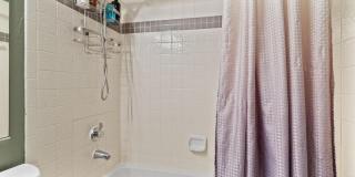 3304 WYNDHAM CIR #235 Gallery 9